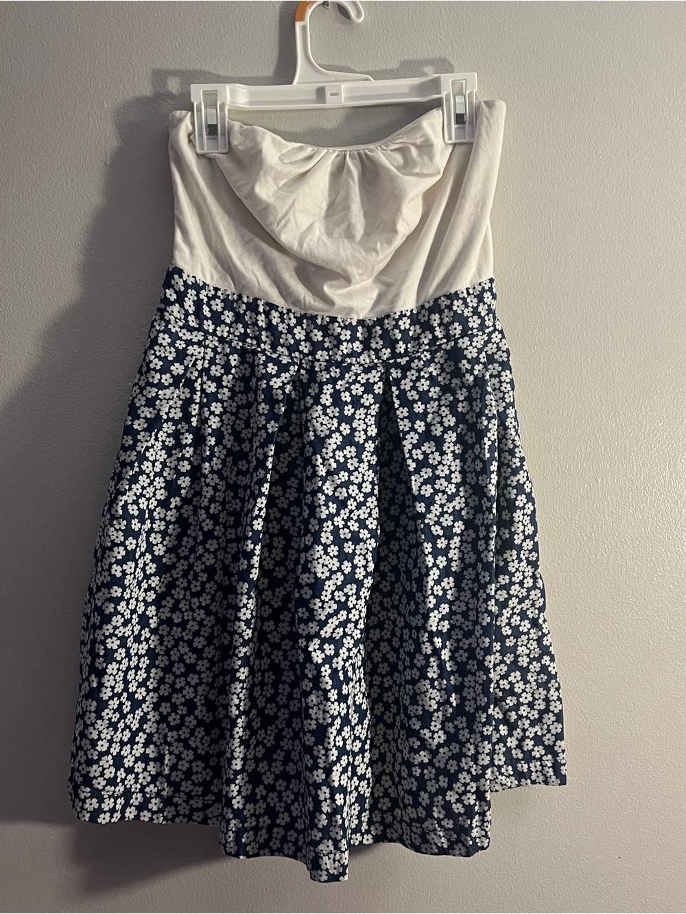 Charlotte Russe Navy and White Floral Strapless Dress